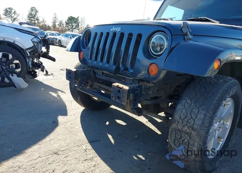 2007 Jeep Wrangler Unlimited Sahara из США, поврежденный, VIN 1J4GA59147L148739